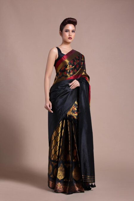 Mulberry Silk Mekhela Sador With Blouse Piece