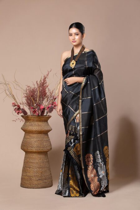 Mulberry Silk Mekhela Sador With Blouse Piece